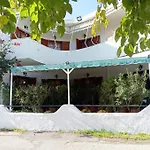 Akrata Golden House 2 *