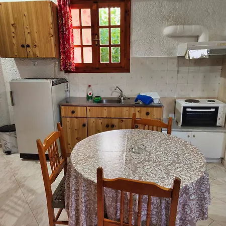 Akrata Golden House 2 Appartement *