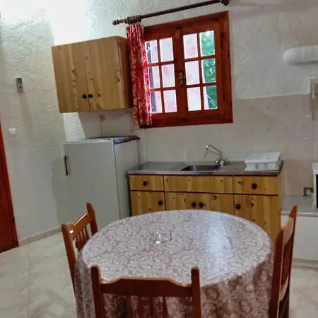Appartement Akrata Golden House 2 *