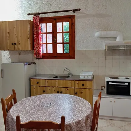 Akrata Golden House 2