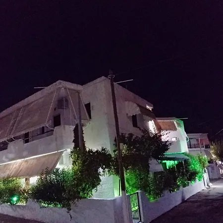 Akrata Golden House 2 *