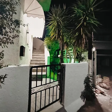 Appartement Akrata Golden House 2 *