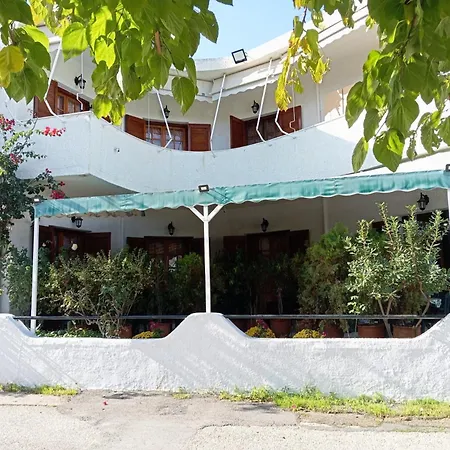 Akrata Golden House 2 *