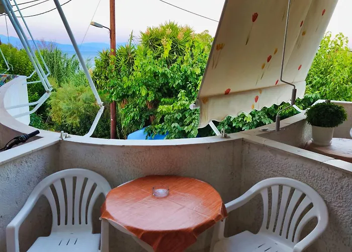 Apartamento Akrata Golden House 2