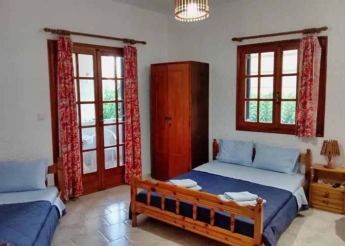 Akrata Golden House 2 *