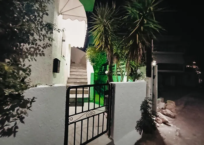 Διαμέρισμα Akrata Golden House 2 *