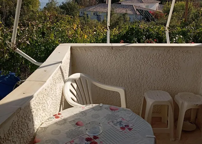 Appartement Akrata Golden House 2 *