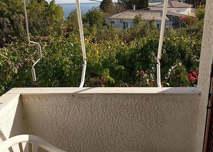 Akrata Golden House 2