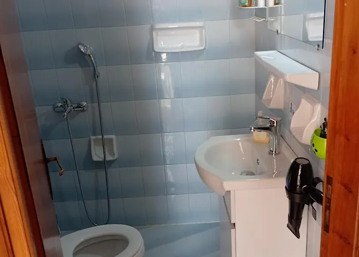 Akrata Golden House 2 *