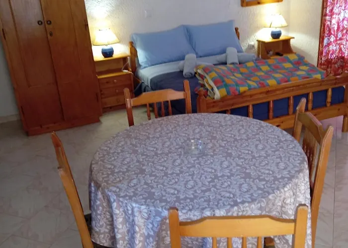 Apartman Akrata Golden House 2