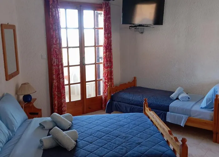 Apartman Akrata Golden House 2 *